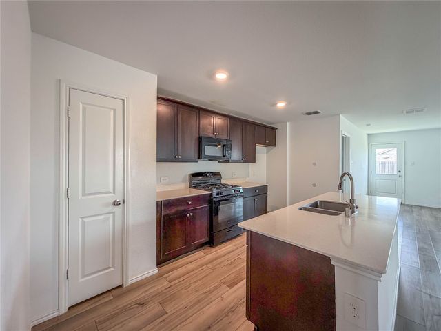 416 Frio Pass Trail, Fort Worth, TX 76052