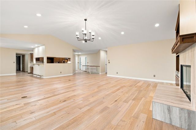 7 Kenton Lane, Bella Vista, AR 72715