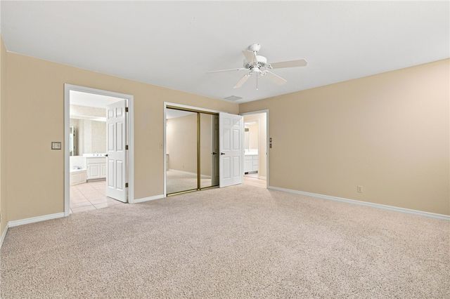 7 Kenton Lane, Bella Vista, AR 72715