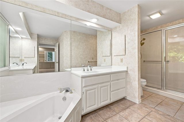7 Kenton Lane, Bella Vista, AR 72715