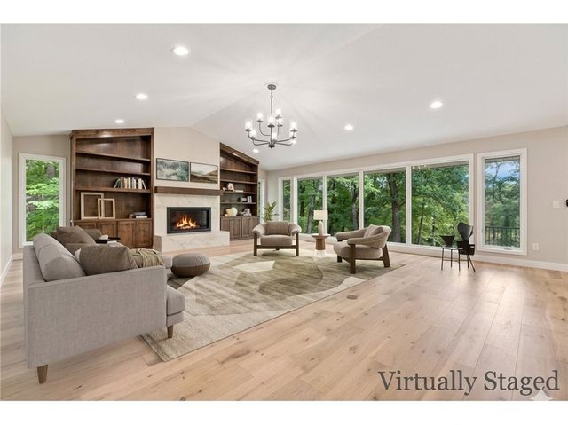 7 Kenton Lane, Bella Vista, AR 72715