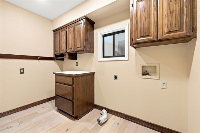 7 Kenton Lane, Bella Vista, AR 72715