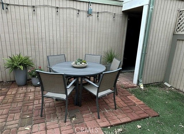 10770 Woodley 7, Granada Hills (los Angeles), CA 91344