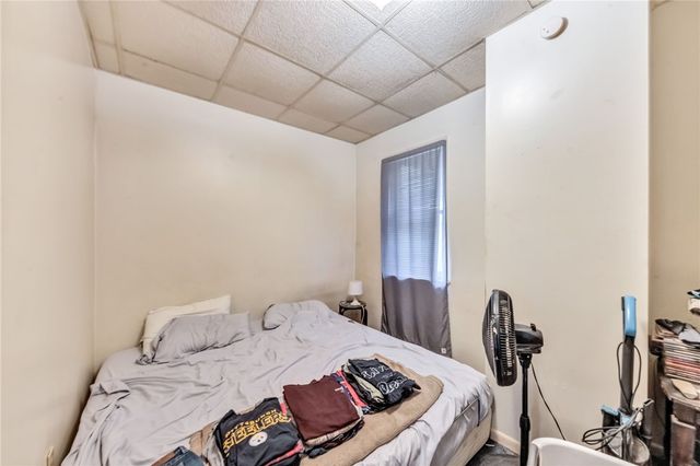 1624 6th Ave, Beaver Falls, PA 15010