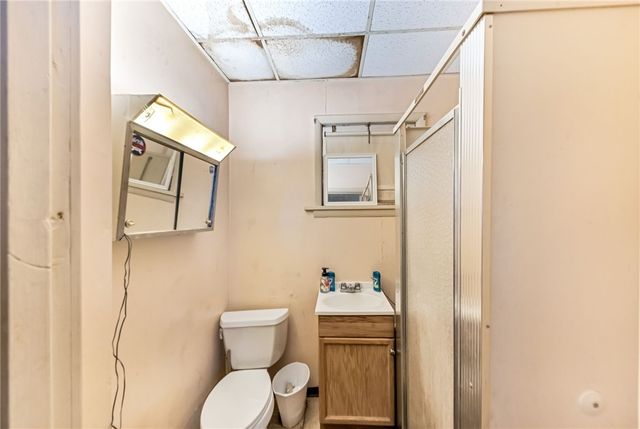 1624 6th Ave, Beaver Falls, PA 15010