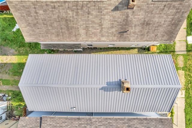 1624 6th Ave, Beaver Falls, PA 15010