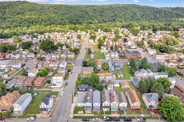 1624 6th Ave, Beaver Falls, PA 15010