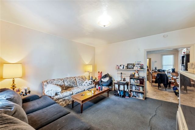 1624 6th Ave, Beaver Falls, PA 15010