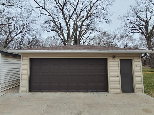 320 17th Avenue NE, Rochester, MN 55906