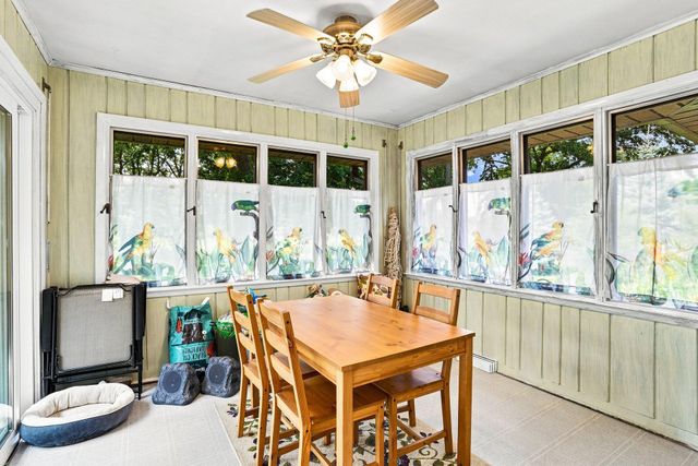 5433 Twin Lake Boulevard E, Brooklyn Center, MN 55429