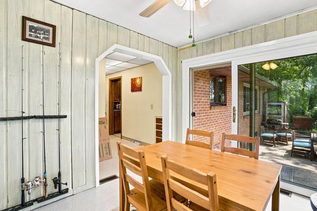 5433 Twin Lake Boulevard E, Brooklyn Center, MN 55429