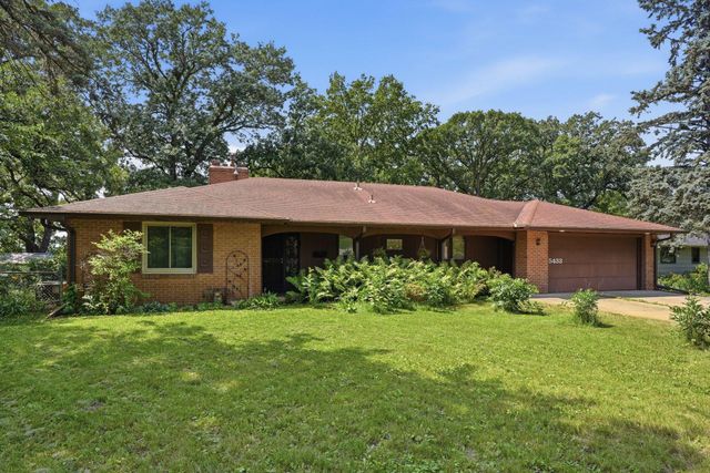 5433 Twin Lake Boulevard E, Brooklyn Center, MN 55429