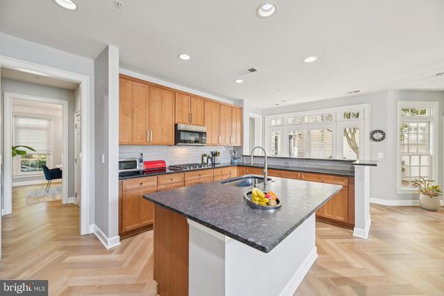 504 GOLDEN OAK TER, Rockville, MD 20850