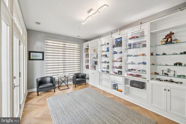 504 GOLDEN OAK TER, Rockville, MD 20850