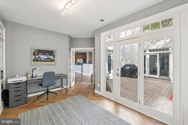 504 GOLDEN OAK TER, Rockville, MD 20850