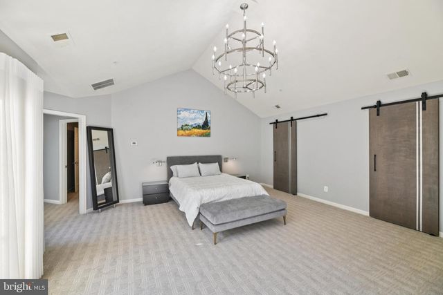 504 GOLDEN OAK TER, Rockville, MD 20850