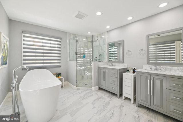 504 GOLDEN OAK TER, Rockville, MD 20850