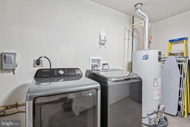 504 GOLDEN OAK TER, Rockville, MD 20850