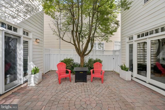 504 GOLDEN OAK TER, Rockville, MD 20850