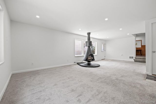 15922 Deering Street, Livonia, MI 48154