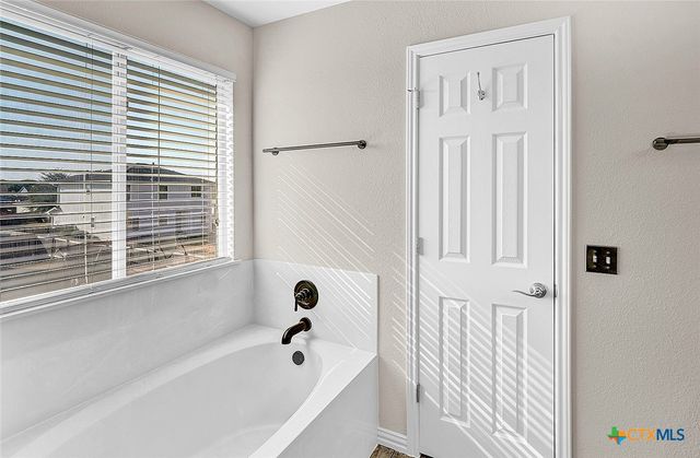 113 Endeavour, Kyle, TX 78640