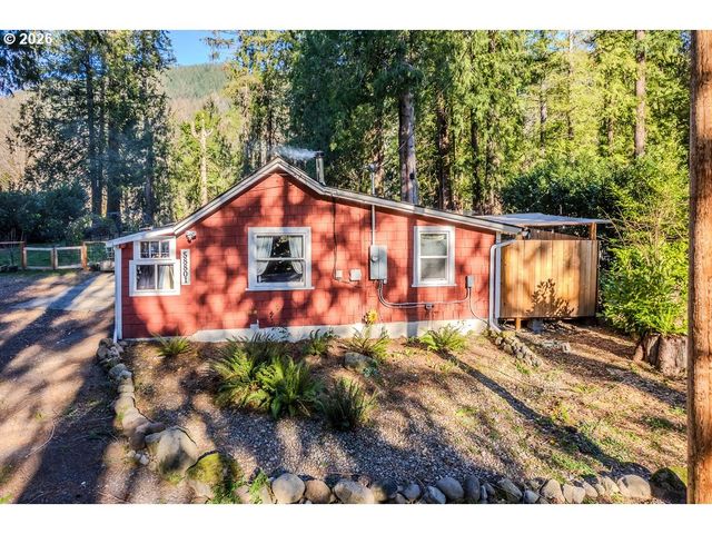 58801 Se CABIN Ln, Sandy, OR 97055