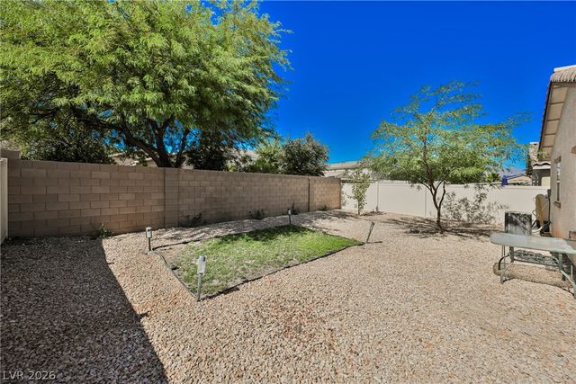 3221 Aiken Street, North Las Vegas, NV 89032
