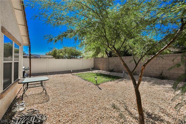 3221 Aiken Street, North Las Vegas, NV 89032
