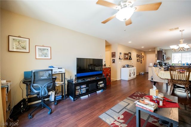 3221 Aiken Street, North Las Vegas, NV 89032