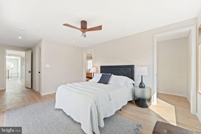 21 OVERBECK ALLEY NE, Washington, DC 20002