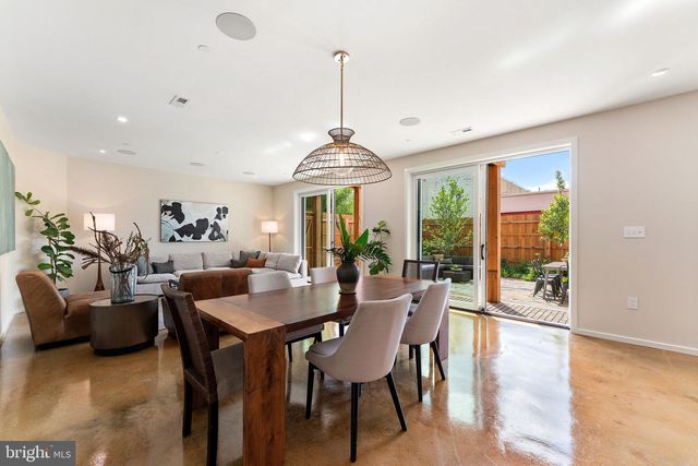 21 OVERBECK ALLEY NE, Washington, DC 20002