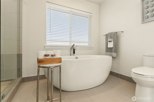 35427 26th Avenue S, Federal Way, WA 98003