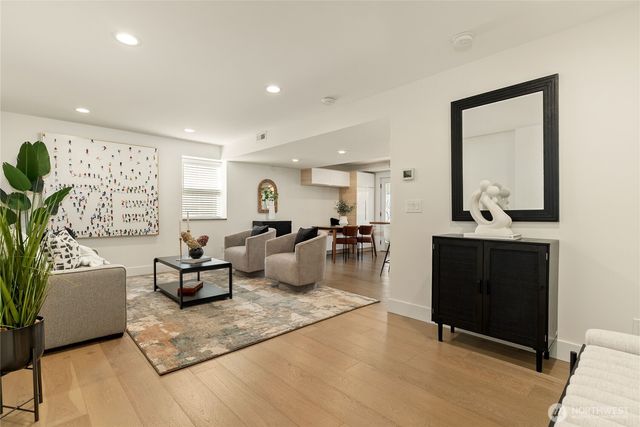 35427 26th Avenue S, Federal Way, WA 98003