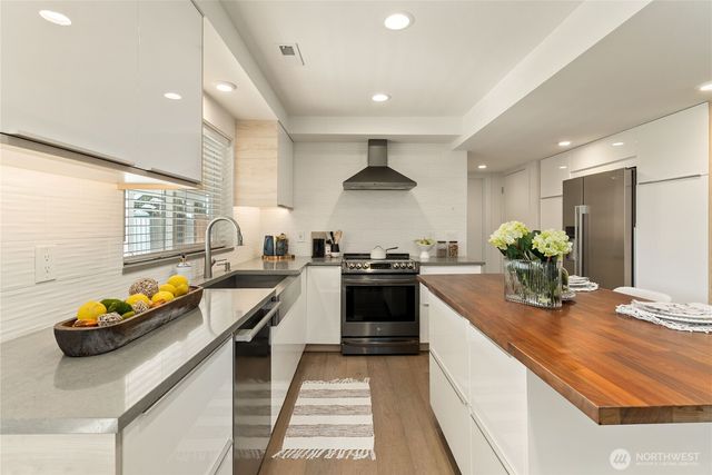 35427 26th Avenue S, Federal Way, WA 98003