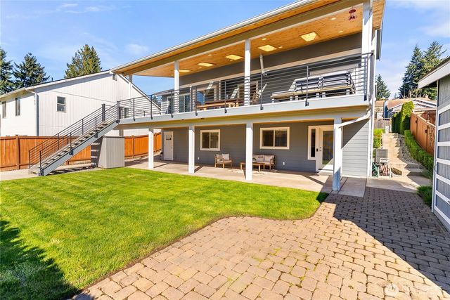 35427 26th Avenue S, Federal Way, WA 98003