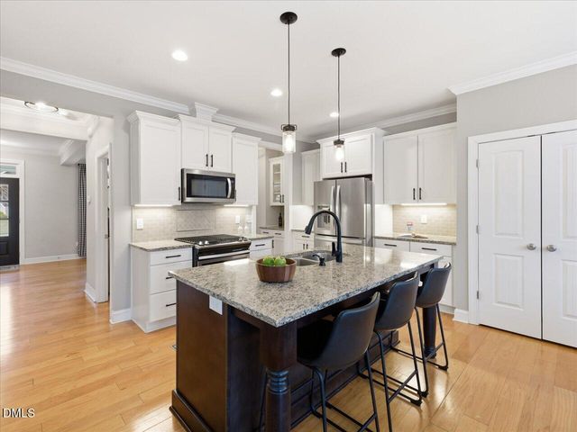 30 Grandwood Circle, Durham, NC 27712