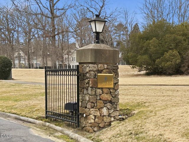 30 Grandwood Circle, Durham, NC 27712