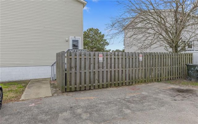 9519 17th Bay ST, Norfolk, VA 23518