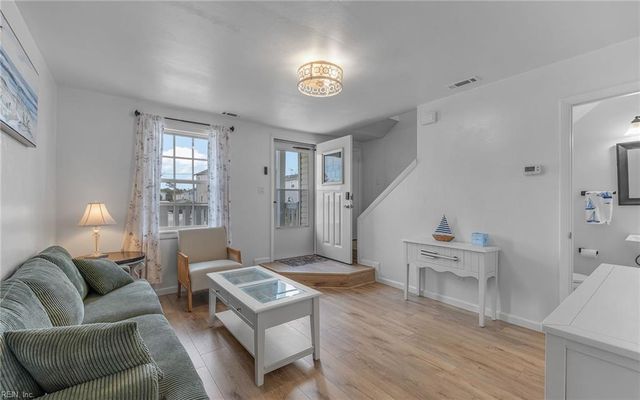 9519 17th Bay ST, Norfolk, VA 23518