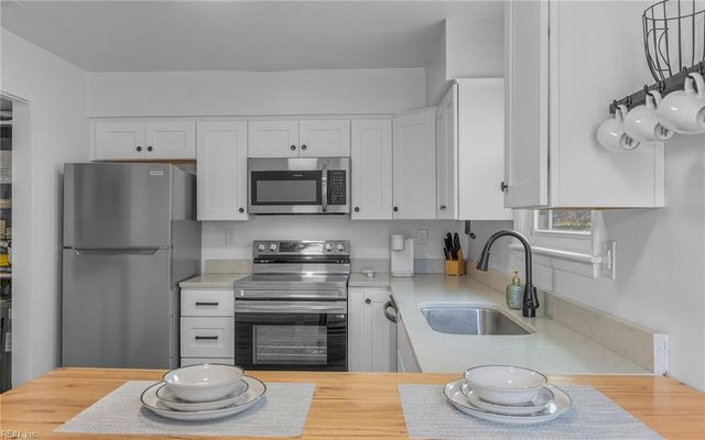 9519 17th Bay ST, Norfolk, VA 23518