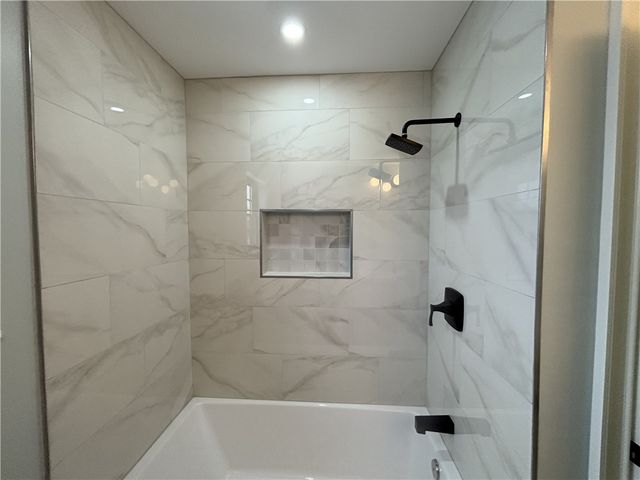 38 ASHBURNE Street, Pawtucket, RI 02861