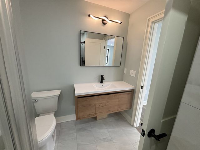 38 ASHBURNE Street, Pawtucket, RI 02861