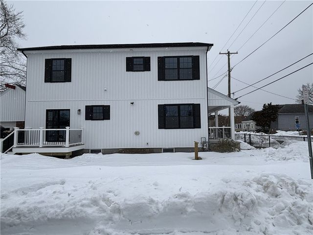 38 ASHBURNE Street, Pawtucket, RI 02861