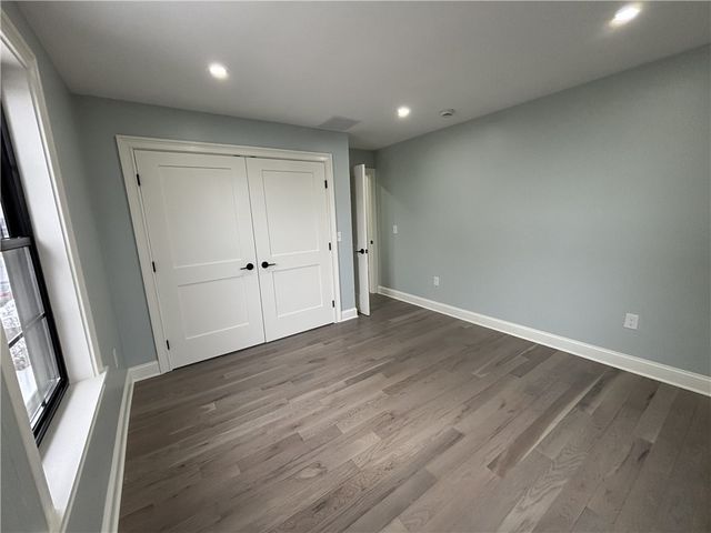 38 ASHBURNE Street, Pawtucket, RI 02861