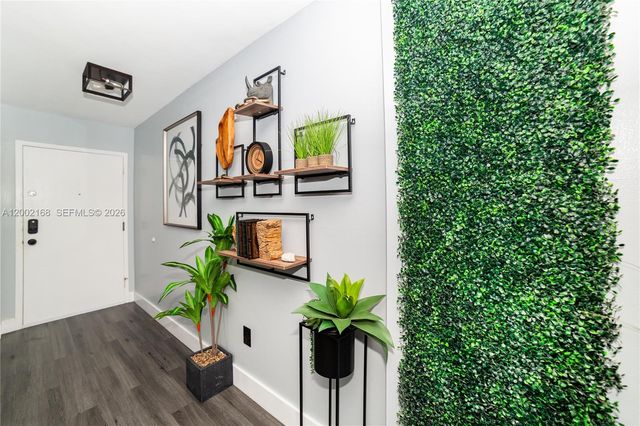 200 178th Dr 706, Sunny Isles Beach, FL 33160