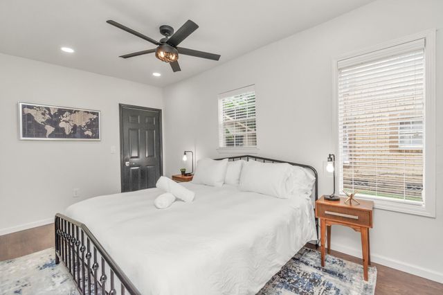 2116 Berry Street, Houston, TX 77004