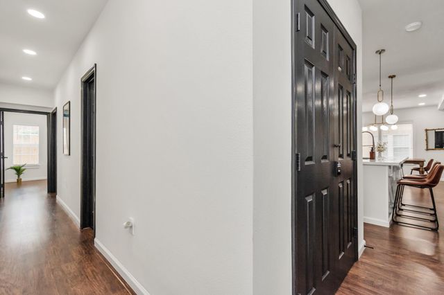 2116 Berry Street, Houston, TX 77004