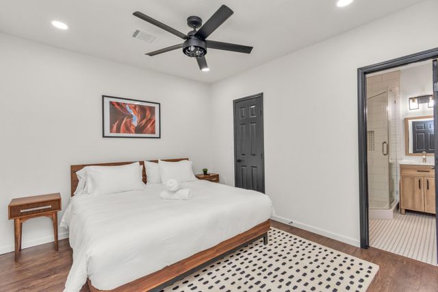 2116 Berry Street, Houston, TX 77004