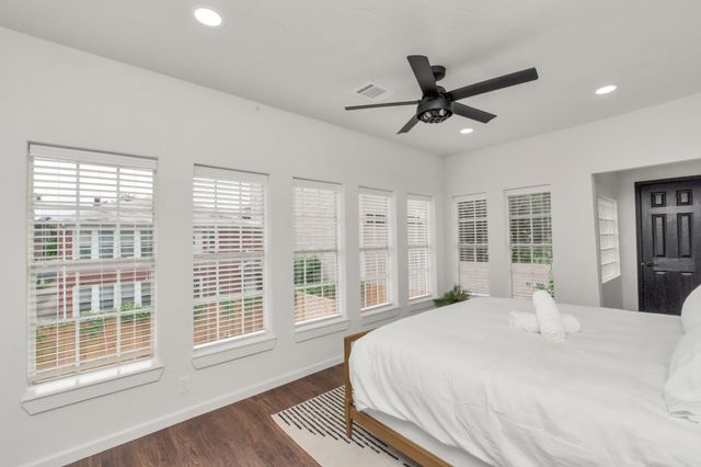 2116 Berry Street, Houston, TX 77004