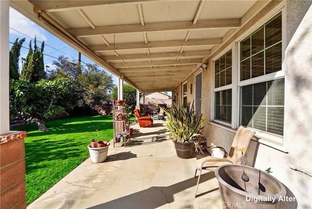 9642 Tangelo, Fontana, CA 92335